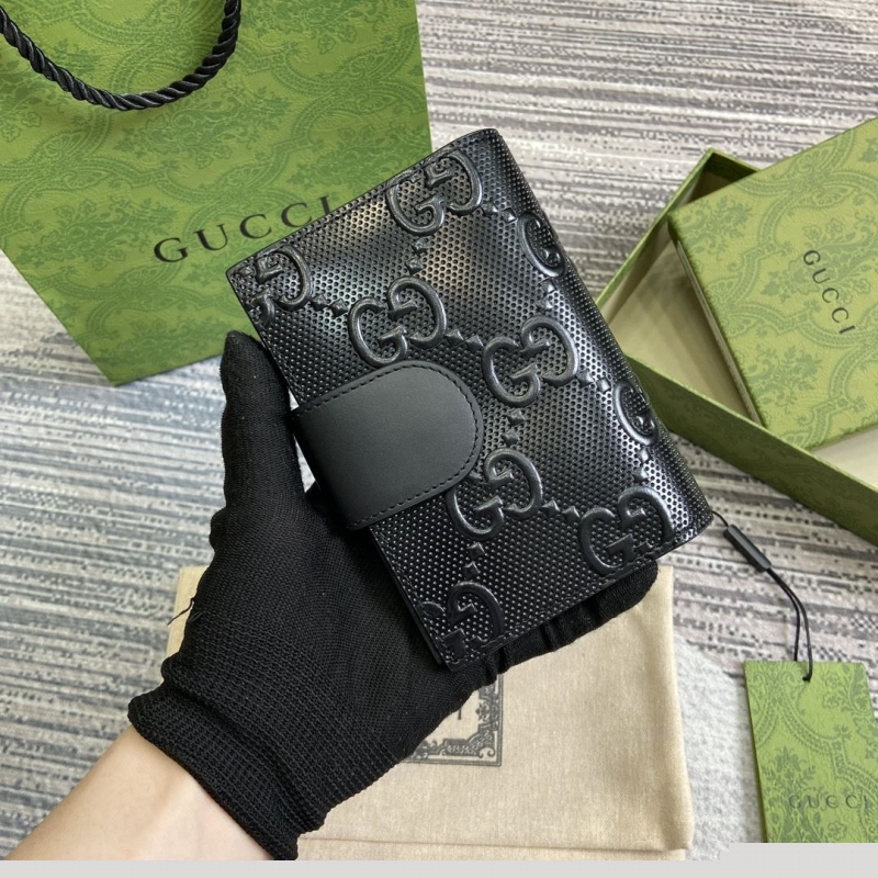 G*u*i wallets & purse